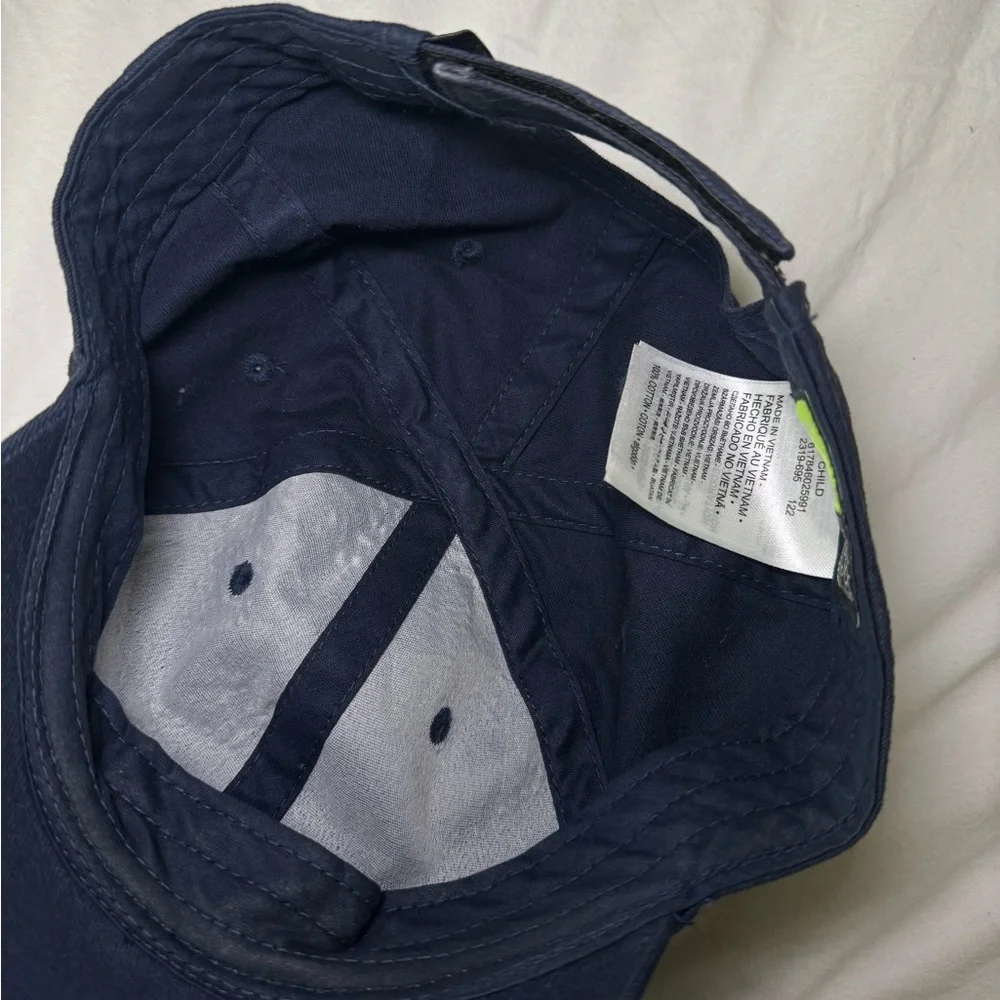 NWOT - NIKE Child Baseball Cap Dark Blue with white Logo